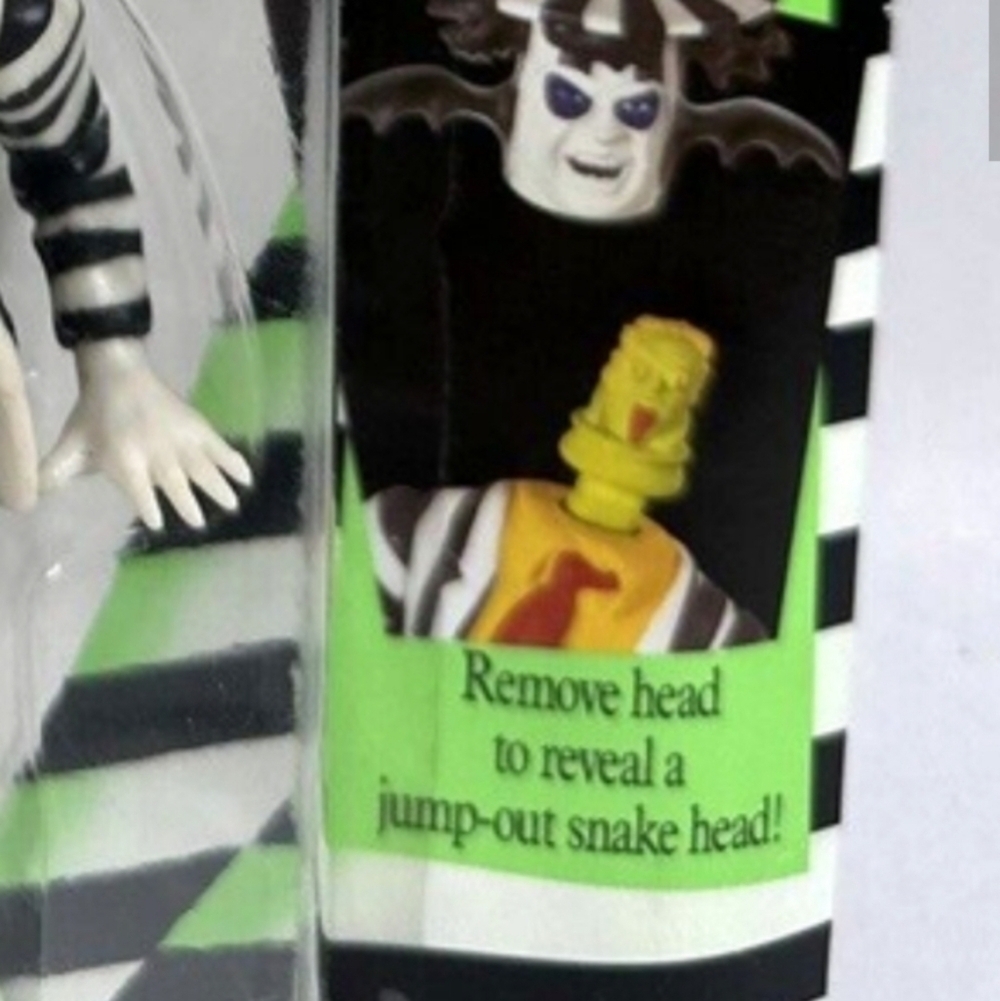 Beetlejuice Vintage Action Figure - Picture 10 of 10